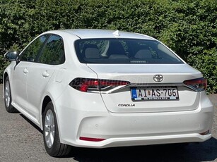 TOYOTA COROLLA Sedan 1.5 Comfort Tech Szervizk.!34.789km!Dig.Műszer!Navigáció!Fűth.Ülés!Kamera!Adaptív tempomat!