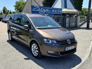 VOLKSWAGEN SHARAN 2.0 CR TDI Highline DSG MAGYARORSZÁGI.VEZETETT SZERVIZKÖNYV.XENON.NAVI