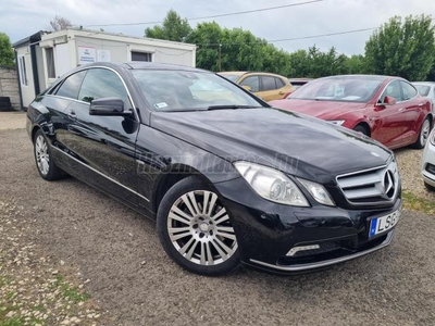 MERCEDES-BENZ E 250 CGI BlueEFFICIENCY Avantgarde 7G-TRONIC Bőr! ÜlésfűtésT Panorámatető! Friss nagyszerviz! Xenon!