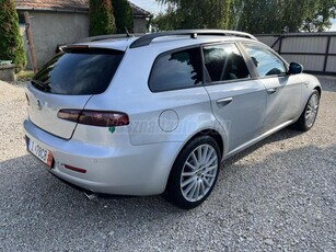 ALFA ROMEO 159 SW 2.4 JTD 20V Distinctive Rozsdamentes