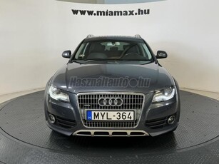 AUDI A4 ALLROAD 3.0 V6 TDI DPF quattro S-tronic végig vezetett szervizkönyves. kitűnő műszaki és esztétikai állapotban