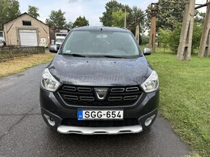 DACIA LODGY 1.5 Blue dCi Stepway (7 személyes ) Navi Mo.-i s.mentes 1 tulaj 99e km