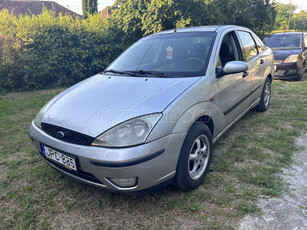 FORD FOCUS 1.6 Ambiente