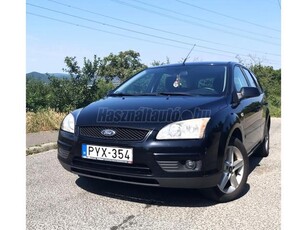 FORD FOCUS 1.6 TDCi Ghia DPF