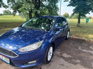 FORD FOCUS 1.6 Ti-VCT Titanium