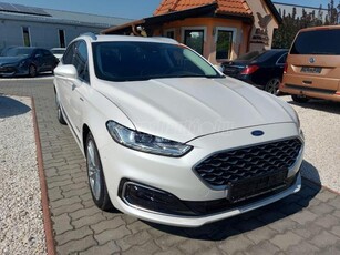 FORD MONDEO 2.0 FHEV Vignale eCVT KOMBI-FEHÉR METÁL-18 ALU-BŐR-ÜL SZELL+MASSZÁZS-NAVI-SÁV T-78eKm