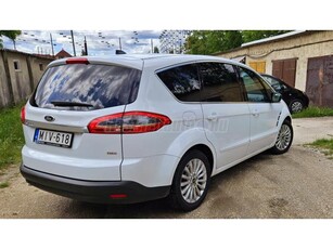 FORD S-MAX 2.0 TDCi Titanium