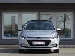 HYUNDAI I20 1.25i HP Panorama 1.TULAJ-52eKM-LED'MENETFÉNY-PANORÁMA'TETŐ-ÜLÉSFŰTÉS