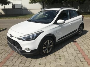 HYUNDAI I20 Active 1.0 T-GDi LP Premium Végig vezetett szervizkönyv!