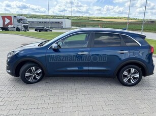 KIA NIRO HEV 1.6 GDI Silver DCT