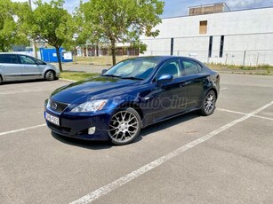 LEXUS IS 250 Sport Mark Levinson Manuális. Jobbkorányos