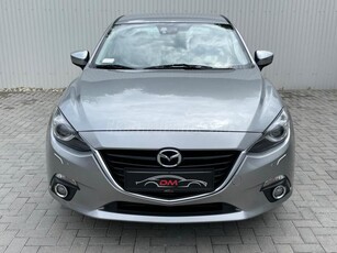 MAZDA 3 2.2 D Revolution NAVI.BOSE.PDC.LED.BŐR.XENON.BLISS.HEAD UP..!!MEGKÍMÉLT--GARANCIA!!