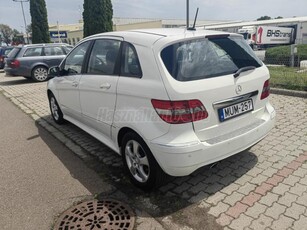 MERCEDES-BENZ B 160 BlueEFFICIENCY 149.000 km garantált. bőr. ülésfűtés. friss műszaki