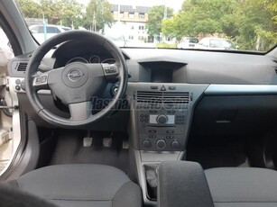 OPEL ASTRA H 1.6 Cosmo