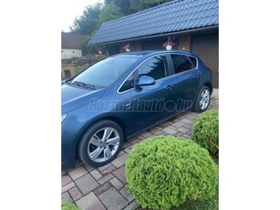 OPEL ASTRA J 1.4 T Active