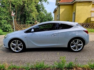 OPEL ASTRA J GTC 2.0 CDTI Start-Stop Sport Gyári állapotban. megvigyázott