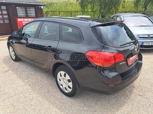 OPEL ASTRA J Sports Tourer 1.6 Start-Stop Enjoy 87.600.Km! Navigáció! Tempomat! Garancia!