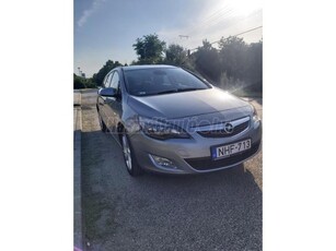 OPEL ASTRA J Sports Tourer 1.7 CDTI Cosmo