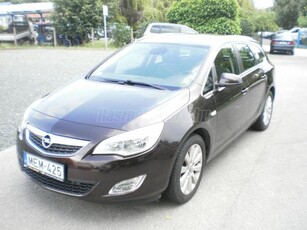 OPEL ASTRA Sports Tourer 1.7 CDTI Cosmo Magyarországi autó! Első tulajdonostól! Sok Extra!