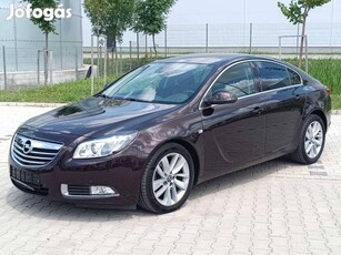 Opel Insignia 2.0 T Cosmo (Automata) Sérülésmen...