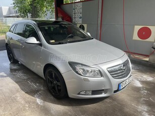 OPEL INSIGNIA Sports Tourer 2.0 T Sport AWD Start-Stop