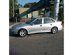 OPEL VECTRA B 1.8 16V CD