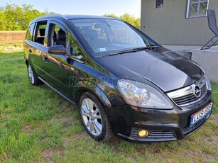 OPEL ZAFIRA B 1.9 DTI Essentia (Automata) Magasan felszerelt!