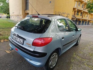 PEUGEOT 206 1.1 Profil Klíma nagy napfénytető gyönyörű szalon állapotban