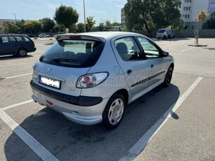 PEUGEOT 206 1.4 Urban Plus