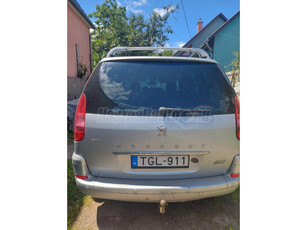 PEUGEOT 807 2.2 HDi Supreme