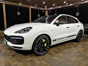 PORSCHE CAYENNE Turbo S E-Hybrid Tiptronic ic Magyarországi. 1 Tulajdonos. Videós hirdetés