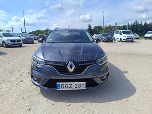 RENAULT MEGANE Grandtour 1.5 Blue dCi Limited NAVI ÁFÁS Mo-i 1tul szkönyv