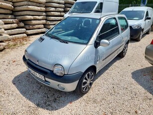 RENAULT TWINGO 1.2 16V Kenzo GYÖNYÖRŰ