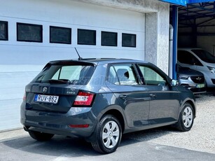 SKODA FABIA 1.0 MPI Ambition 3 év Garancia - Friss Szerviz - Magyar - Leinformálható - Ráfutásgátló