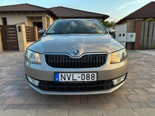 SKODA OCTAVIA Combi 1.6 CR TDI Ambition Magyarországi!/Végig vezetett szervízkönyv/110LE