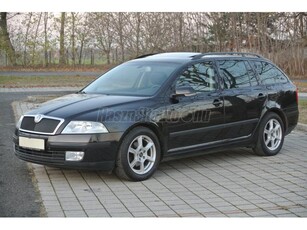 SKODA OCTAVIA Combi 2.0 FSI Elegance Tiptronic ic GARANTÁLT KM! SZERVIZKÖNYV! MEGKÍKMÉLT SZÉP ÁLLAPOT!