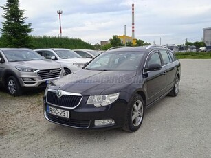 SKODA SUPERB Combi 2.0 CR TDI Elegance 4x4 DSG Navi.Digitklima.Ülésfűtés.Tempomat.Vonóhorog