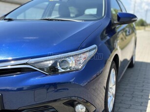 TOYOTA AURIS Touring Sports 1.8 HSD Live Plus TSS (Automata) Ülésfűtés - Navigáció - Kamera - Sérülésmentes