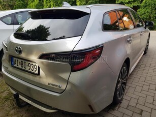 TOYOTA COROLLA Touring Sports 2.0 Hybrid Comfort Style e-CVT