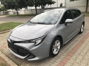 TOYOTA COROLLA Touring Sports 1.8 Hybrid Comfort Tech e-CVT Vezetést támogató rendszerek! Led! Navi! Kamera!