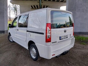 TOYOTA PROACE 2.0 D-4D Glass Van Active L2H1 P2