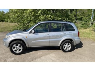 TOYOTA RAV 4 Rav4 2.0 D-4D 4x4