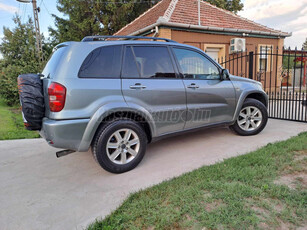 TOYOTA RAV 4 Rav4 2.0 D 4x4 Sol Plus