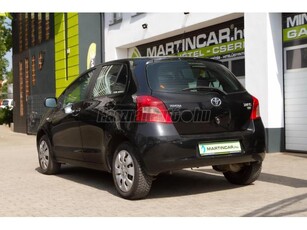 TOYOTA YARIS 1.0 998 Ice Black Mica +Első Tulajdonostól +Friss műszaki +Keveset futott +2X-s GARANCIA !!