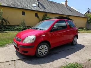 TOYOTA YARIS 1.0 Linea Terra