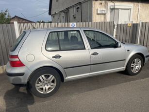 VOLKSWAGEN GOLF IV 1.6 Edition