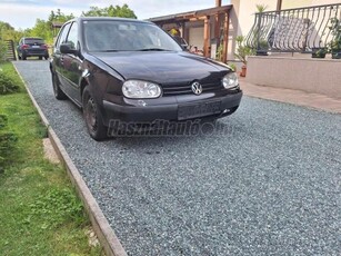 VOLKSWAGEN GOLF IV 1.9 TDI Comfortline