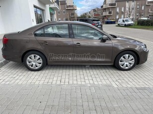 VOLKSWAGEN JETTA 1.2 TSI Comfortline