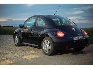 VOLKSWAGEN NEW BEETLE 2.0