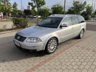 VOLKSWAGEN PASSAT V